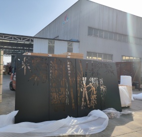 Metal Privacy Screen